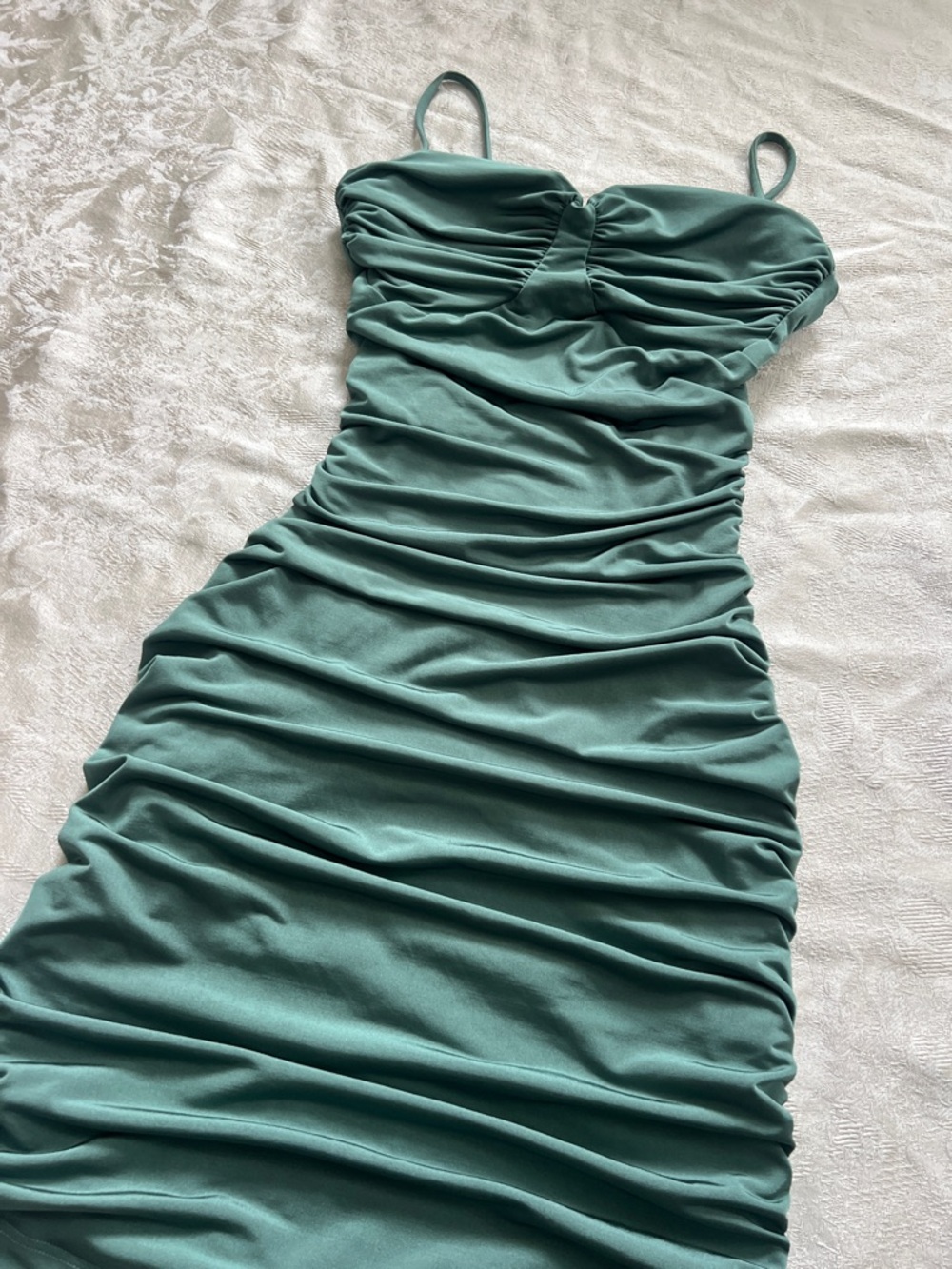 Windsor Sage Green Ruched Bodycon Mini Dress Size S Spaghetti Strap - Picture 4 of 9